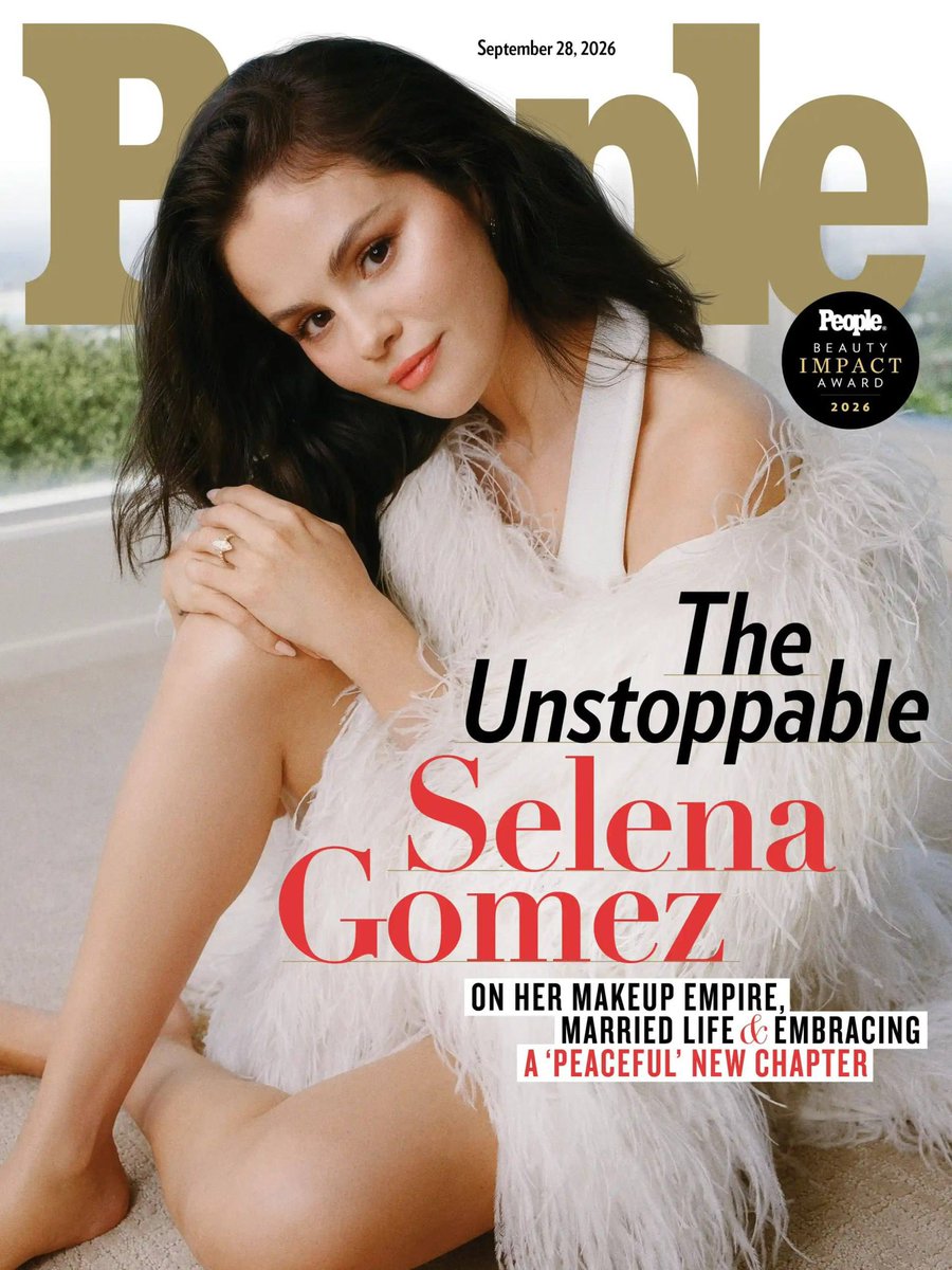 PopTingz's tweet photo. Selena Gomez stuns for the new issue of @PEOPLE Magazine. https://t.co/yufh3In2Qv