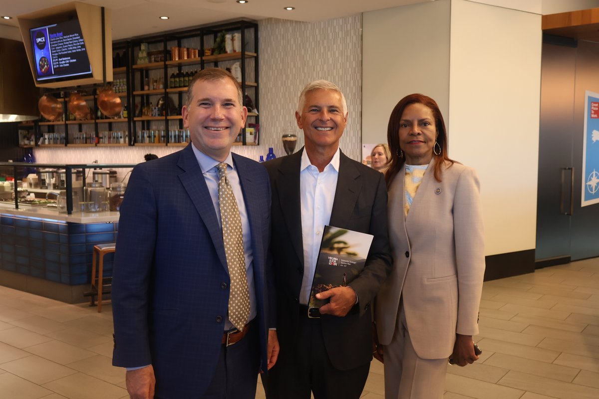 VEDPVirginia's tweet photo. VEDP joined partners to tour Hilton's expanded global HQ in Fairfax County. With 350 new jobs planned by 2027, Hilton's continued investment underscores Virginia's strategic access, lower operating costs, &amp; deep talent pool. https://t.co/xKimLlBagF @FairfaxEDA https://t.co/xfYjQwcPp6