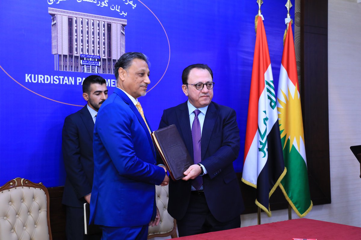 undpiniraq's tweet photo. وقّع@UNDPinIraq و@KurdistanParl مذكرة تفاهم لتعزيز الحوكمة البرلمانية الفعّالة والخاضعة للمساءلة، من خلال دفع التحول الرقمي، وتعزيز الرقابة على الأموال العامة، ودعم مؤسسات تستجيب بشكل أفضل لاحتياجات أبناء إقليم كوردستان العراق. https://t.co/DH3Xeb8A9w