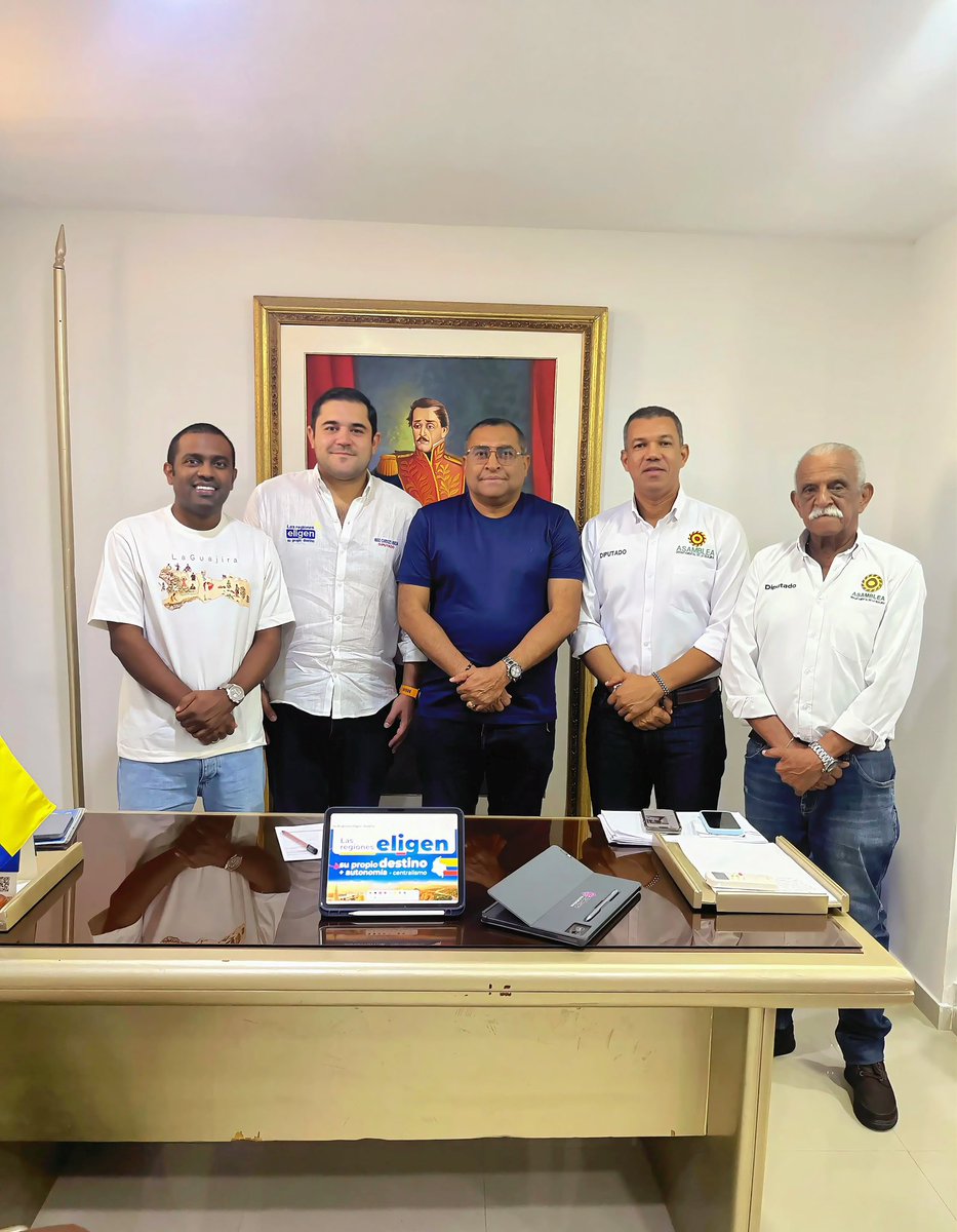 hugoacardozo's tweet photo. Hoy, desde Riohacha, La Guajira, nos reunimos con colegas para seguir avanzando en un propósito que hemos asumido con convicción: impulsar la autonomía fiscal de las regiones. Como uno de los líderes de esta iniciativa, seguimos trabajando para que las regiones tengan mayores herramientas y recursos para construir su propio desarrollo.