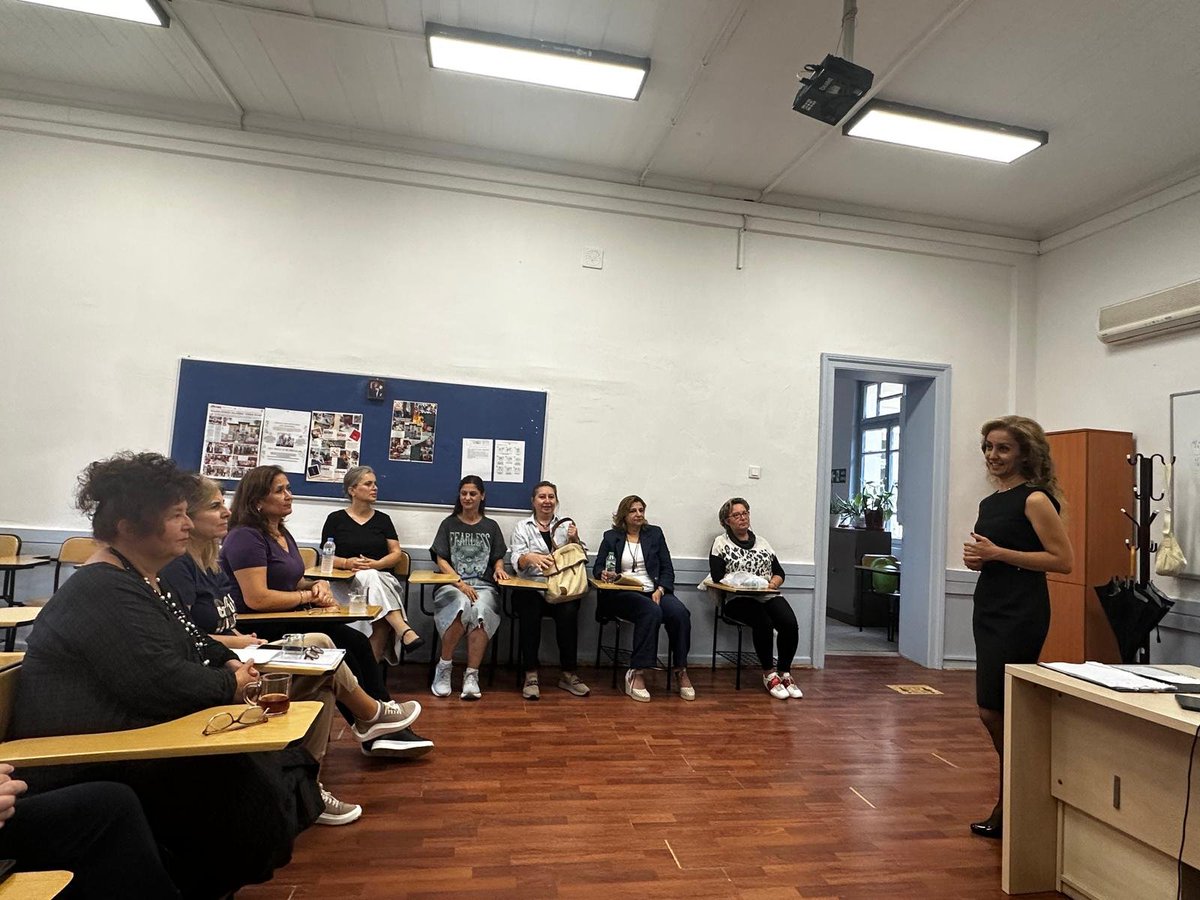 BostancHem's tweet photo. Öğretmenlerimize Yönelik Nefes Teknikleri Semineri
Öğretmenlerimize Yönelik Nefes Teknikleri Semineri
Kurumumuz öğretmenlerine yönelik, Zerrin Güvensoy tarafından “Nefes Teknikleri” konulu seminer gerçekleştirildi. https://t.co/4YR87r1QkQ
