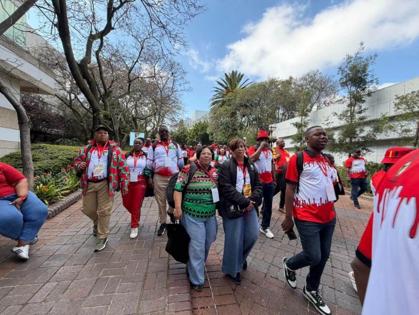 _cosatu's tweet photo. #SADTU calls on its members and all workers to use the period before #COSATUs 15th National Congress reconvened session to strengthen unity, deepen worker consciousness. @samkelemaseko @NtoksKhumalo @moloko_moloto @eNCA @SABCNews @Newzroom405 @POWER987News @KayaNews @jozifm https://t.co/mO1Fsvp2xz