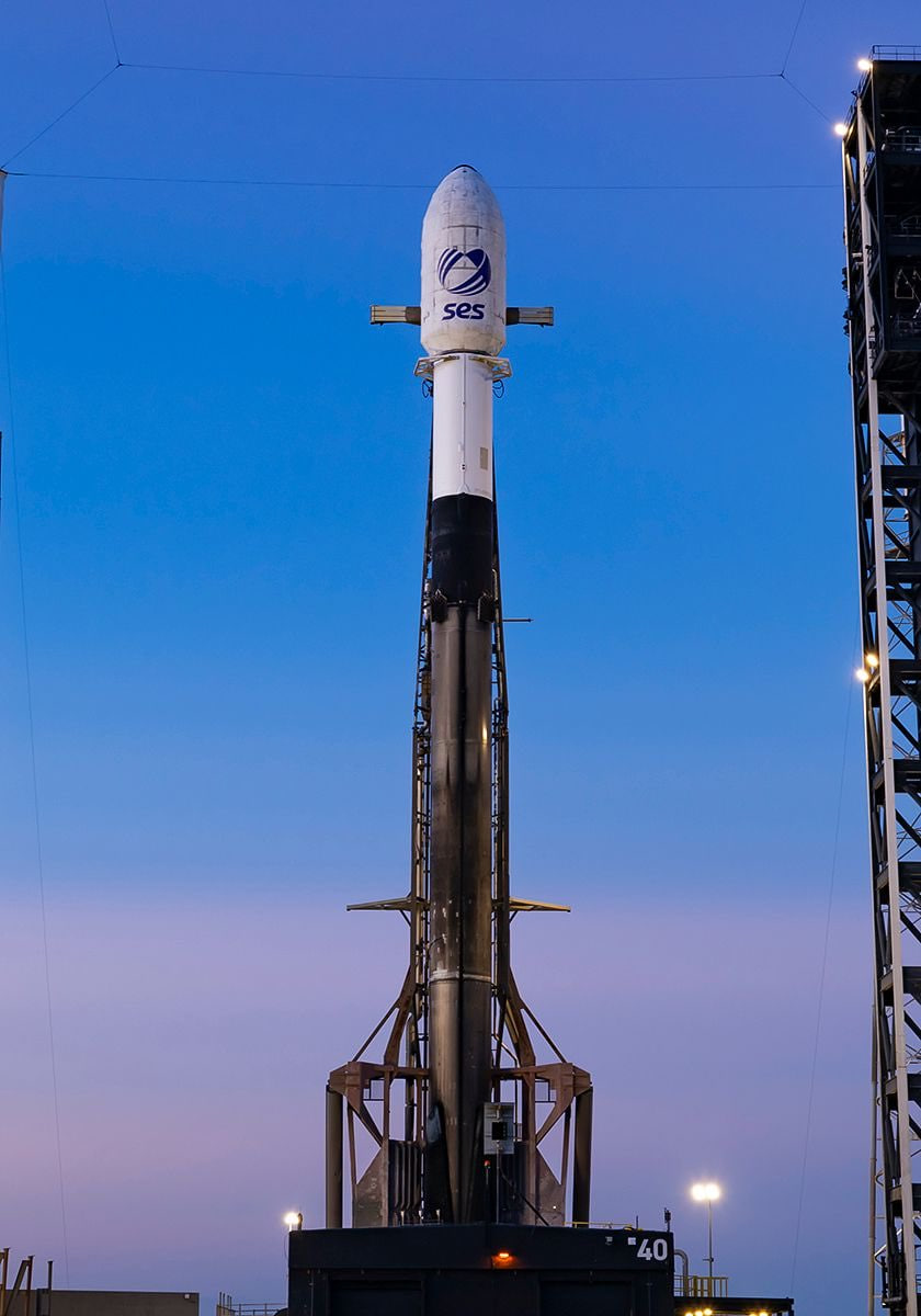 spicydisasterx's tweet photo. SpaceX is ripping today.
$SPCX is up around 5% after SpaceX announced Starship Flight 14 is targeting September 22.
This could be Starship’s biggest milestone yet:
Its first attempt to reach orbit.
Meanwhile, 7 members of Congress have disclosed purchases of $SPCX — and President Trump has also disclosed a position.
SpaceX is getting very interesting.
$SPCX