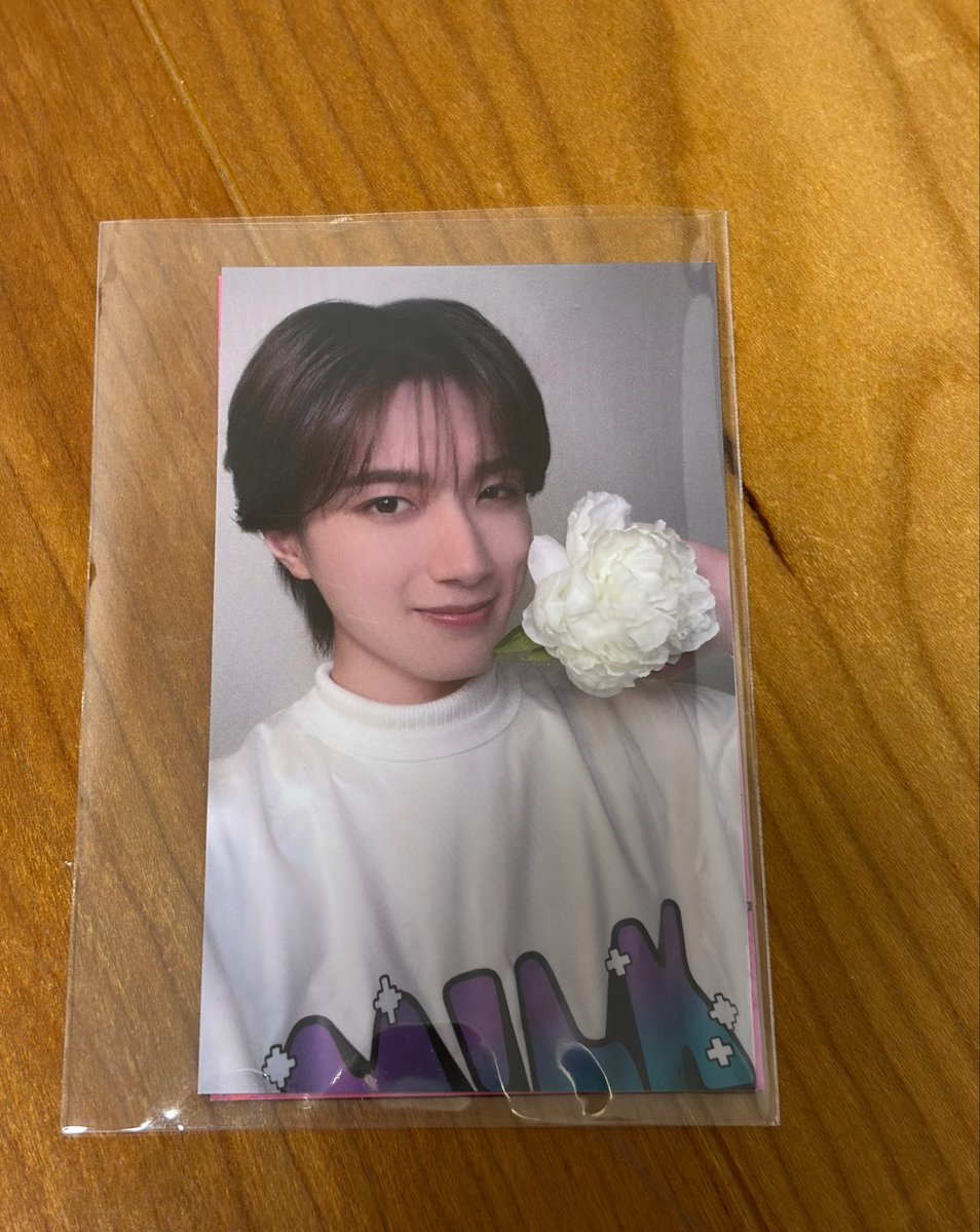 w4_yz11's tweet photo. @trhk_0419__ 検索より失礼致します。
画像のもの所持しております。会場限定の吉田との交換は可能でしょうか？郵送希望です。ご検討よろしくお願いいたします。 https://t.co/cQm8vOO8yi