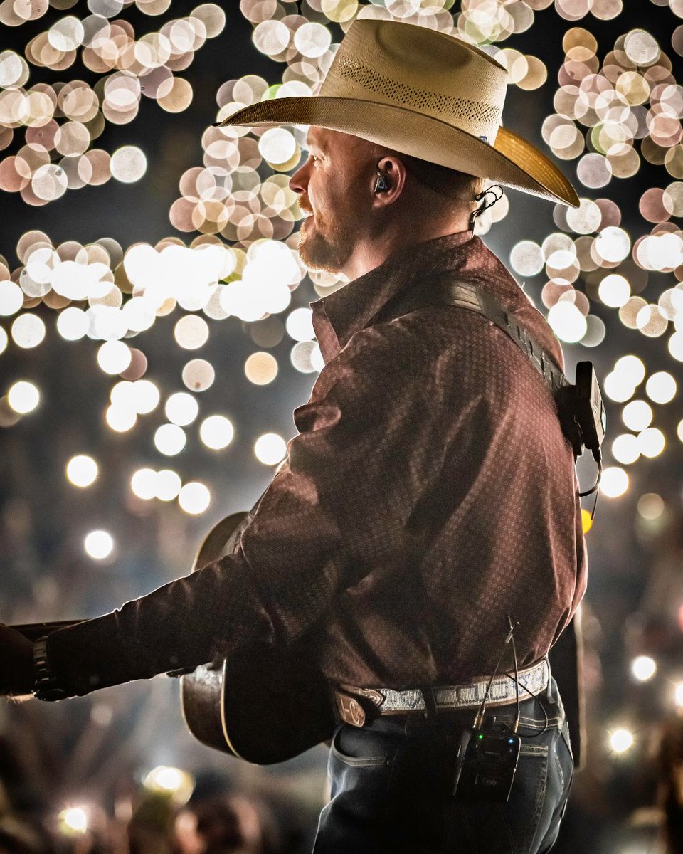 codyjohnson's tweet photo. Thank You, Lord, for making this country boy’s dreams come true. 🙏

📸: @jtrevinophotog https://t.co/i2t86hyBgs