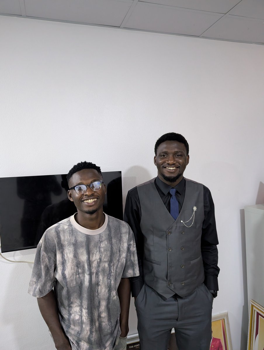 drealbigvirg's tweet photo. I went to the office of the 001 of Great Ife Students Union @IkuuBoy today and he shared his plans for Great Ife Students this upcoming session.
Great Ife Students are lucky to have him as their President. https://t.co/PE8kASI5ww