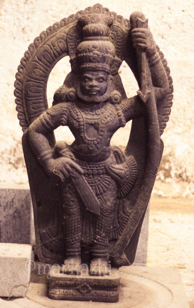 viswaguru1964's tweet photo. Vettaikkorumakan is a upaprathishta seen in Malabar Temples 

He was born to Siva-Parvathi when they took the form of Kiratha to test Arjunan

He was a gifted archer and killed many a rakshasa. But his arrows were also a disturbance for Rishis

Vishnu intervened and  1/2 https://t.co/jOuibIW3c5