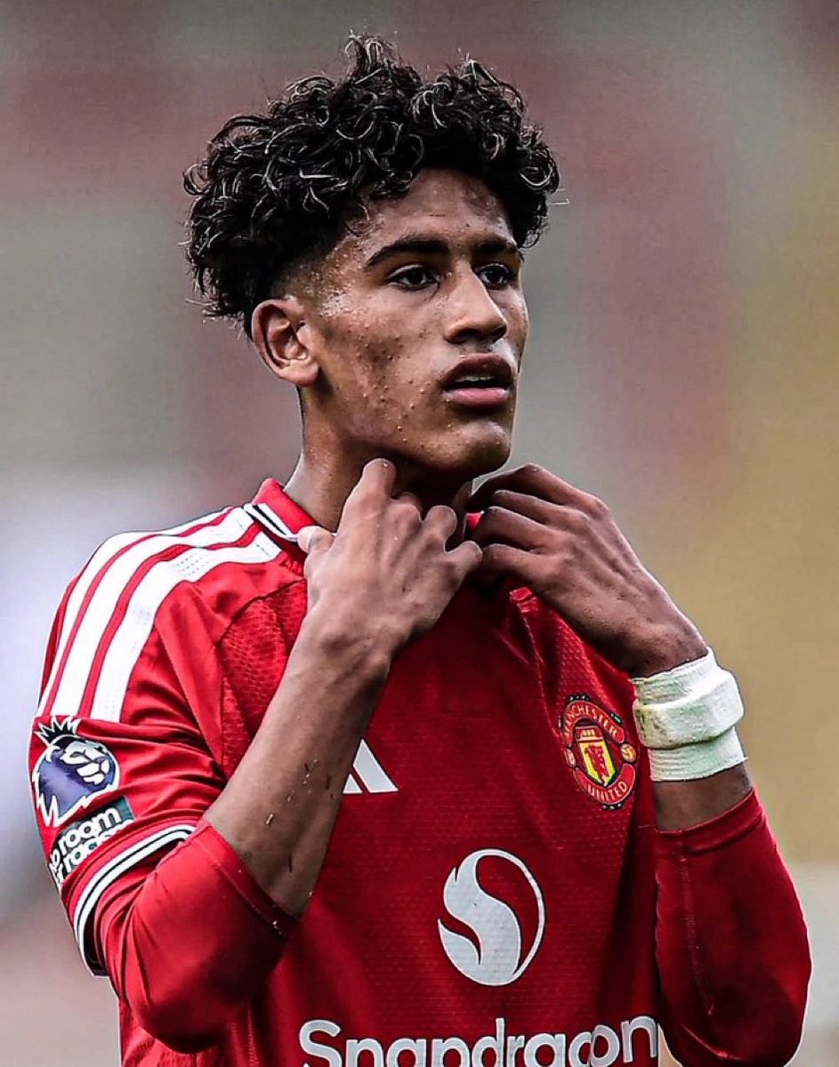 theMadridZone's tweet photo. 🚨 NEW: Real Madrid are FAVORITES to sign JJ Gabriel if he leaves Manchester United. 

A lot of clubs are interested. @FabrizioRomano https://t.co/Cn56eHes1b