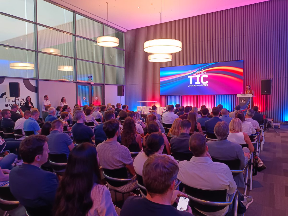 TICSud's tweet photo. 🗣️Sandra Guaita @sandrage76, alcaldessa de @reus_cat: "Transformació i innovació no tenen sentit si no hi ha un impacte en les persones i les empreses guanyadores heu demostrat que és possible".

#PremisTICCatalunyaSud

🔽🔽 https://t.co/d6Qcfvxspg