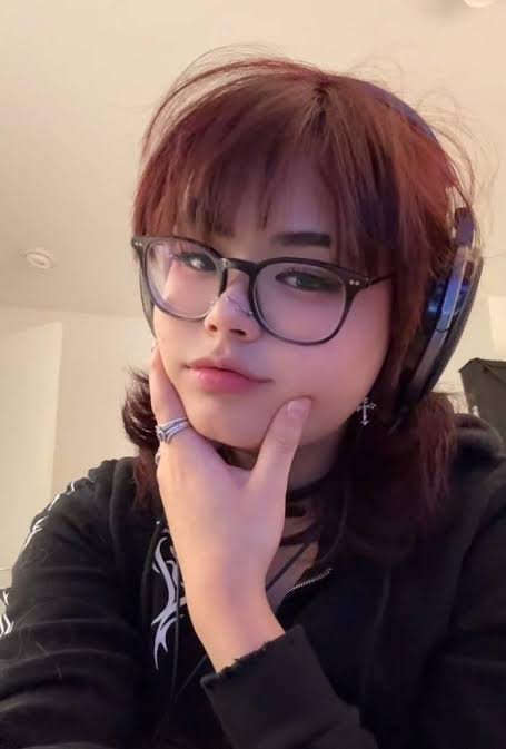 kiyanagx's tweet photo. Will you prefer kiss or blowjob 🏳️‍⚧️🩵🩷🤍🩷🩵 https://t.co/OZBLNj9vjK