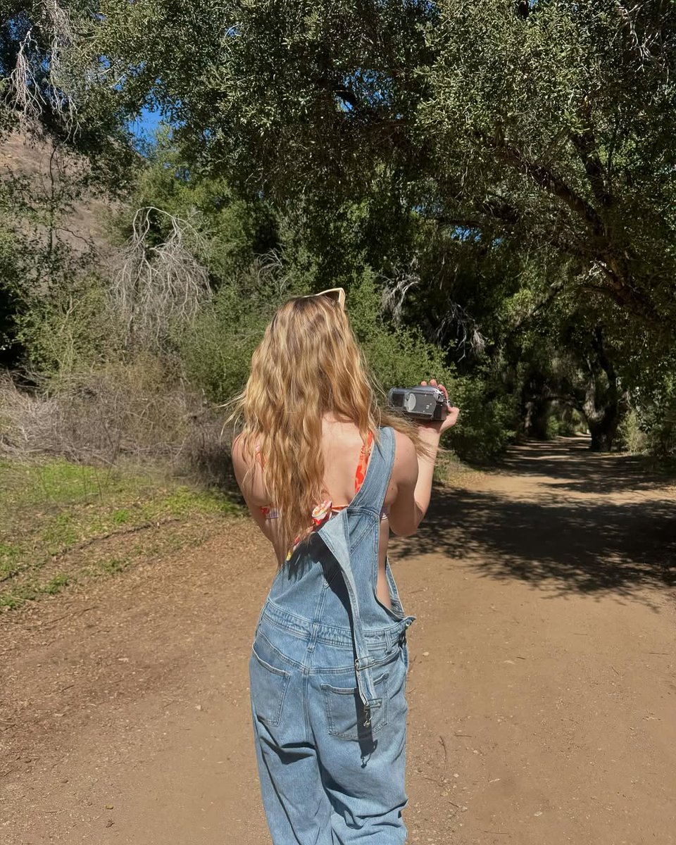 jaydenbartez3ju's tweet photo. me in various settings https://t.co/Rj8UTk5bQD