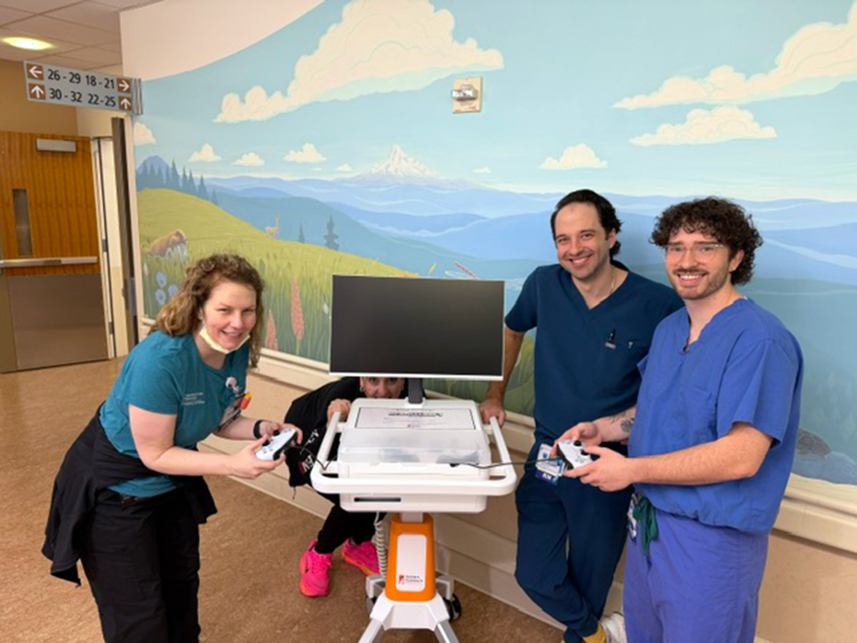 GamersOutreach's tweet photo. Pretty sure the staff are excited about this one 😄

Legacy Salmon Creek Medical Center (Mount Vista, WA) now has its first GO Kart!

Thanks to @GTWScar for picking the hospital and the Hermitcraft community for making this placement possible 🧡 https://t.co/6jf7pXRjin