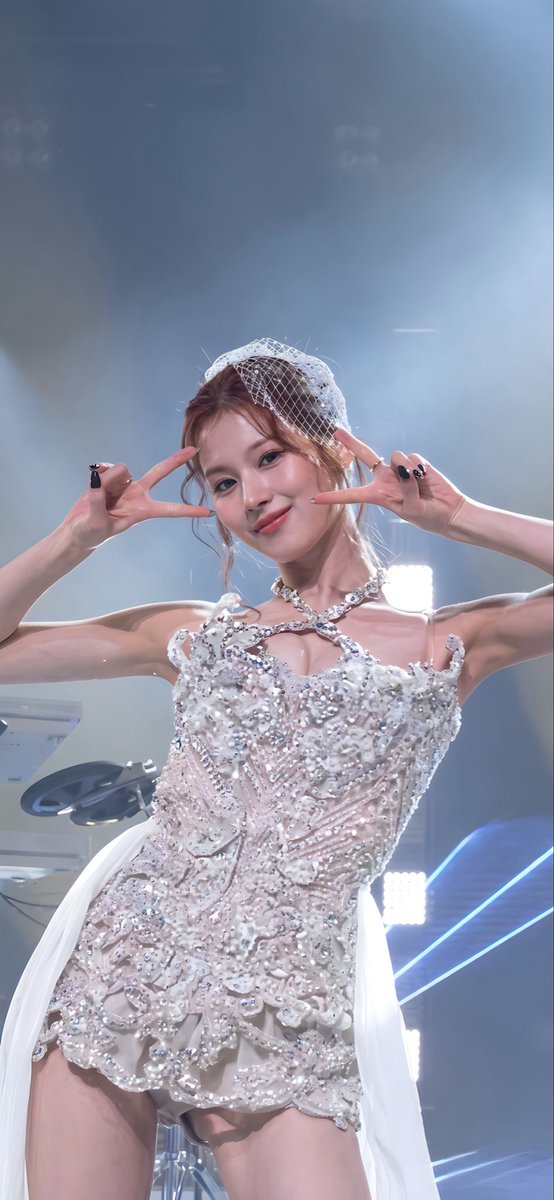 2momo14sa's tweet photo. sana💕
#sana #twice https://t.co/INENWil3ar