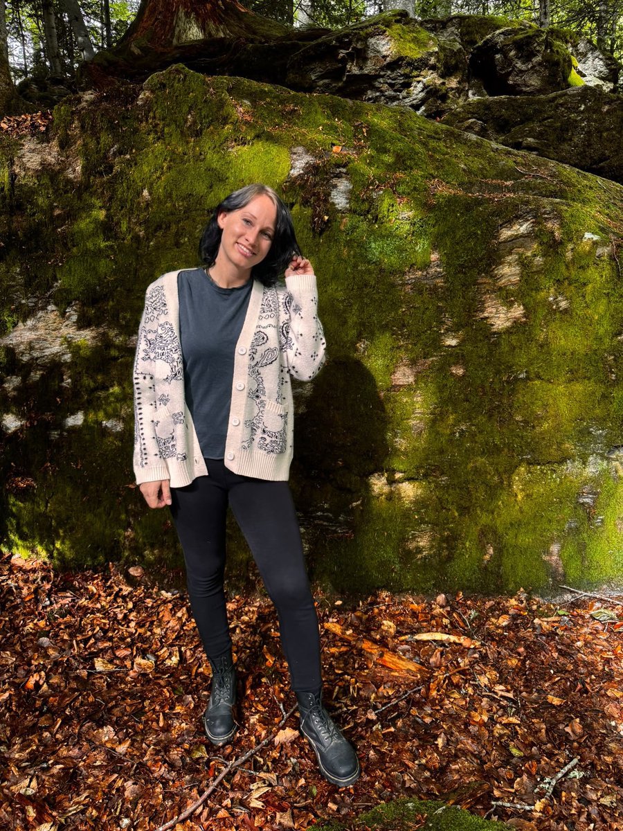 AnnaHansenbckp's tweet photo. Lieb es in der Natur zu sein 🍂 https://t.co/r5joYYqssR