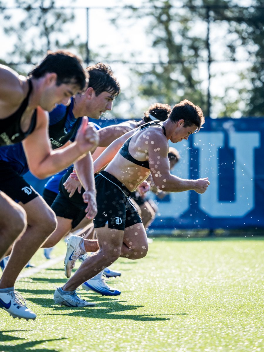 DukeMLAX's tweet photo. Setting the tone. https://t.co/VuDU7iUAGx