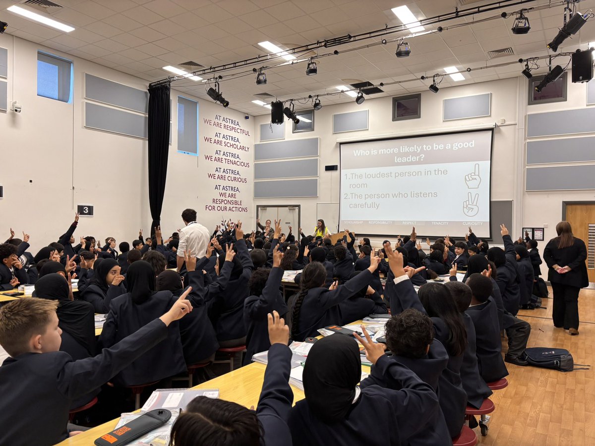 AstreaAcadSheff's tweet photo. Morning meeting as such a positive vibe with Ms Driver βοΈπ₯³
#AAScommunity #startstrong #positivevibes https://t.co/u9DnGk6xKH