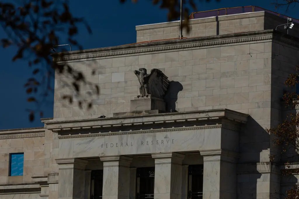 karl1b1's tweet photo. The Fed Hike May Not Be Today’s Real Story

The market is already expecting a Fed hike.
So the hike itself may not be what moves stocks today.
Prediction markets were pricing roughly an 88% chance of a quarter-point increase ahead of the decision.

But Wall Street still disagrees on what happens next.
Bank of America expects today’s hike but sees resistance inside the Fed.
UBS and Wells Fargo think another increase could still follow.
Goldman is more cautious, arguing that some of the inflation pressure may fade.

So forget the headline for a second.
Watch three things:

The new dot plot.
Any dissenting votes.
And what the Fed says about December.

If the hike is already priced in, the market reaction will come from what changes expectations—not from the decision everyone saw coming.