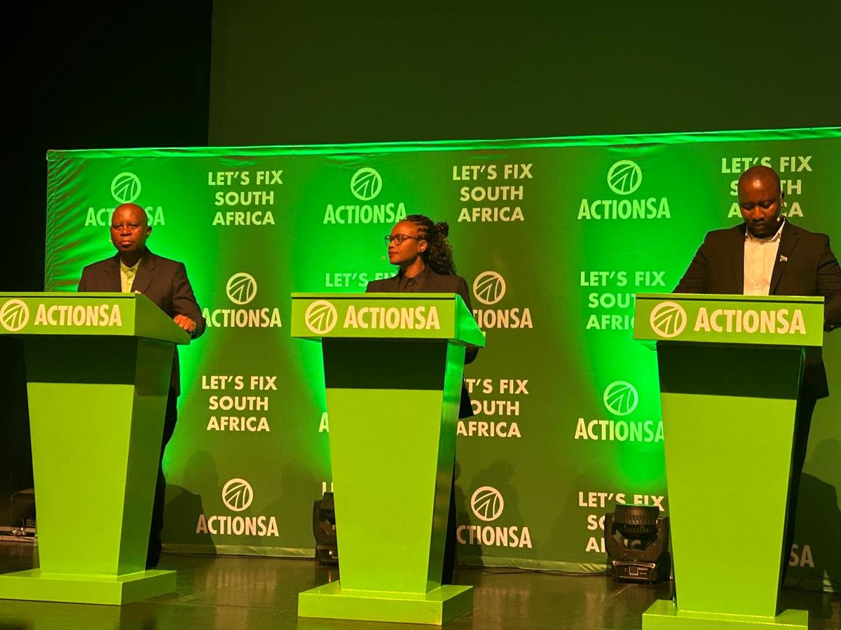 HermanMashaba's tweet photo. 🚨I DON'T HAVE PLANS FOR AFRICA. I HAVE PLANS FOR SOUTH AFRICA!

I made it clear that: When I come back into government, I will not govern Johannesburg for Africa. I will govern Johannesburg for South Africans.

Tune in to the Mayoral Townhall Now
Facebook: https://t.co/tKDqZHIxl2
YouTube: https://t.co/cDMGikJnkZ

#OperationFixJoburg #MayoralTownHall
