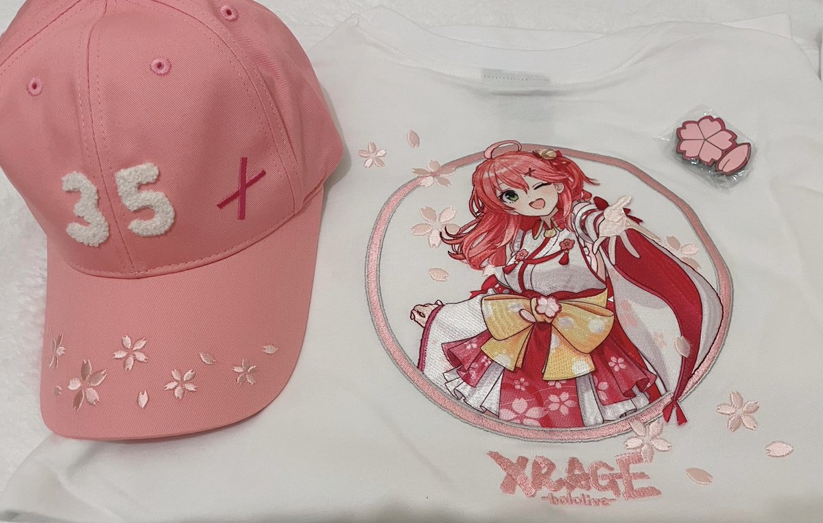 AMAMI_35P's tweet photo. XRAGEさんのコラボ商品が届いた🌸
刺繍めっちゃ良い！！ https://t.co/jx936om3IZ