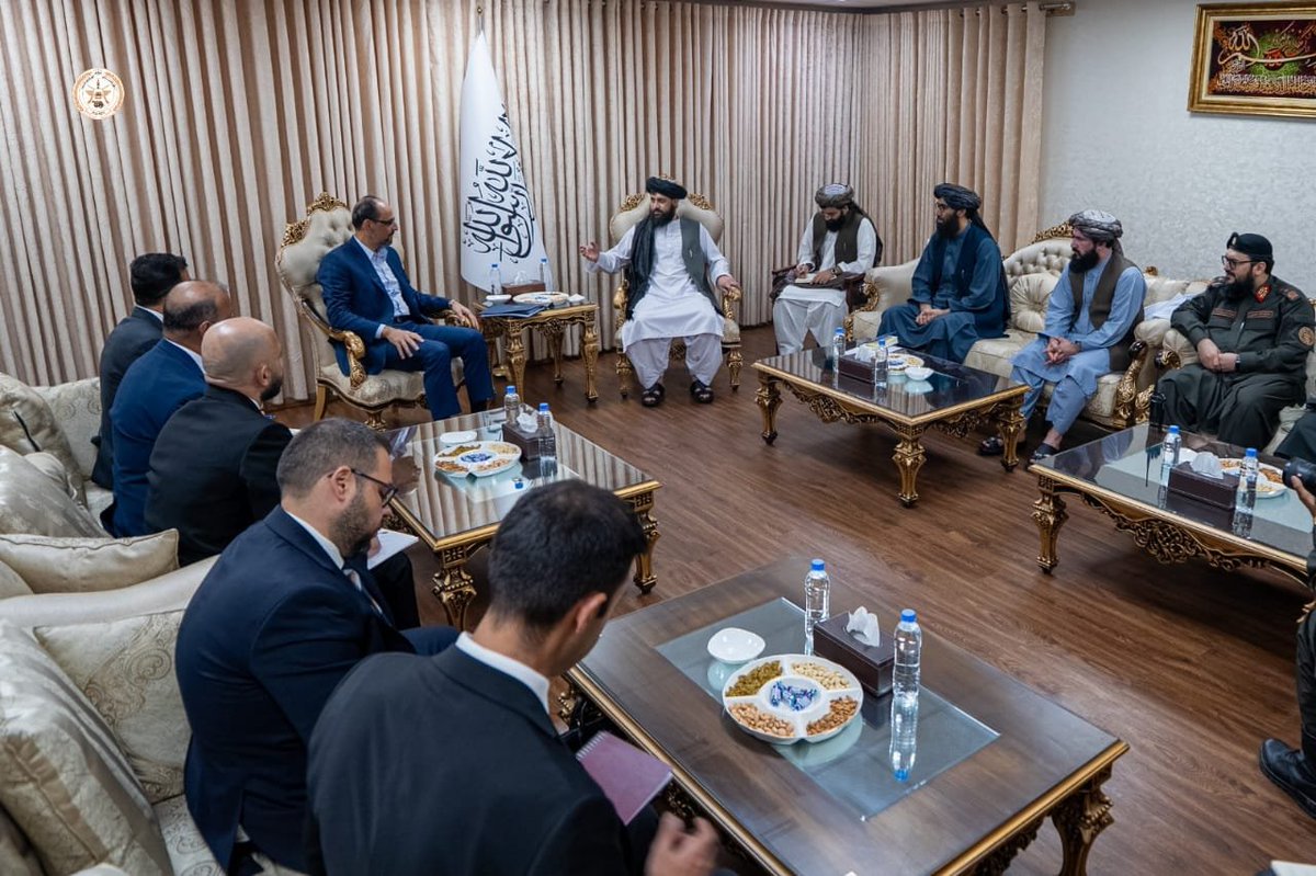 ike55b's tweet photo. د هیواد دفاع وزیر مولوي محمد یعقوب "مجاهد" د ترکیې هیواد څخه راغلي پلاوي سره وکتل 

١٤٤٨ه.ق د ربیع الثاني ٣مه

د ا.ا.ا د دفاع وزیر، مولوي محمد یعقوب مجاهد، د ترکیې هېواد د ملي استخباراتو ادارې له رئیس، ښاغلي پروفیسور ډاکټر ابراهیم "کالن" او مل پلاوي سره پخپل دفتر کې وکتل. https://t.co/mXfItrsVpd