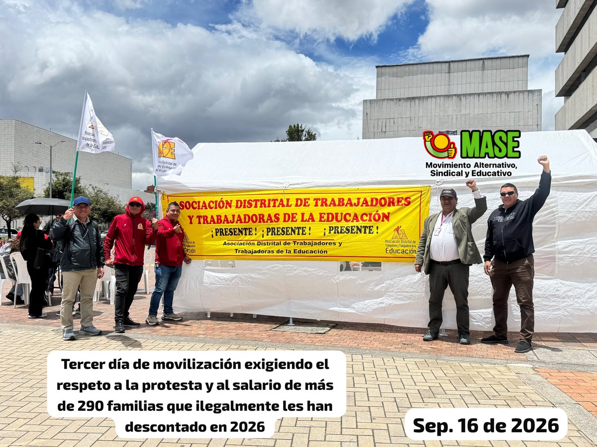 cesarjaviercon4's tweet photo. #LaLuchaEducativaEsPor los derechos laborales, fundamentales, salariales, los derechos de ejercen y no se mendigan @julrubiano así como usted hace uso del derecho a vacaciones tambien tiene el deber de delegar para solucionar la problemática que la @Educacionbogota genera https://t.co/W3dsA0SyCL