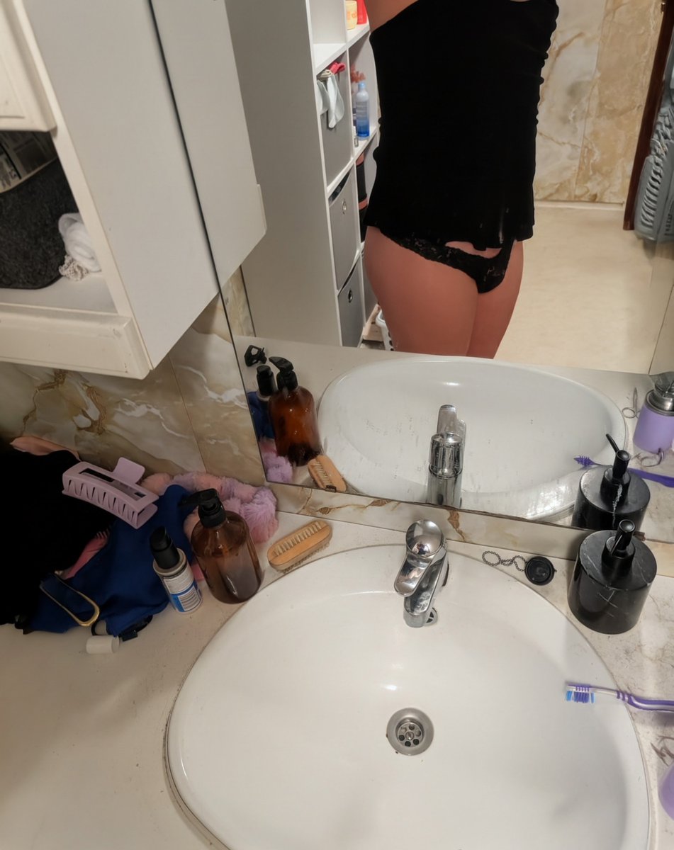 Emilieslut69's tweet photo. Got a cute new top today. https://t.co/EShejUGw5o