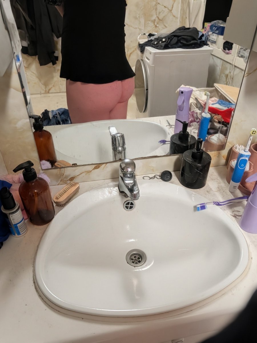 Emilieslut69's tweet photo. Got a cute new top today. https://t.co/EShejUGw5o