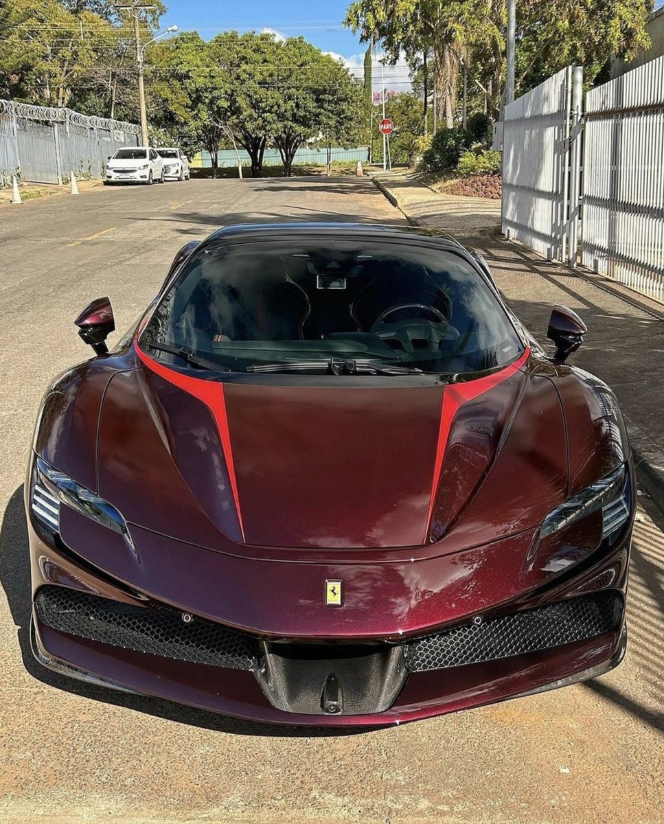 DailyFerrariTM's tweet photo. Cavalcade Edition https://t.co/lUJOFocxyl