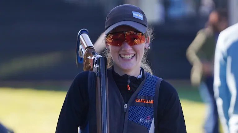 fedeebongiorno's tweet photo. 🇦🇷 La argentina Mara Kucharski ganó la medalla de oro en tiro, en la disciplina de Skeet femenina, en los Juegos Suramericanos 2026

Venció a la chilena Francisca Crovetto, vigente campeona olímpica https://t.co/GvK4ob0YVe