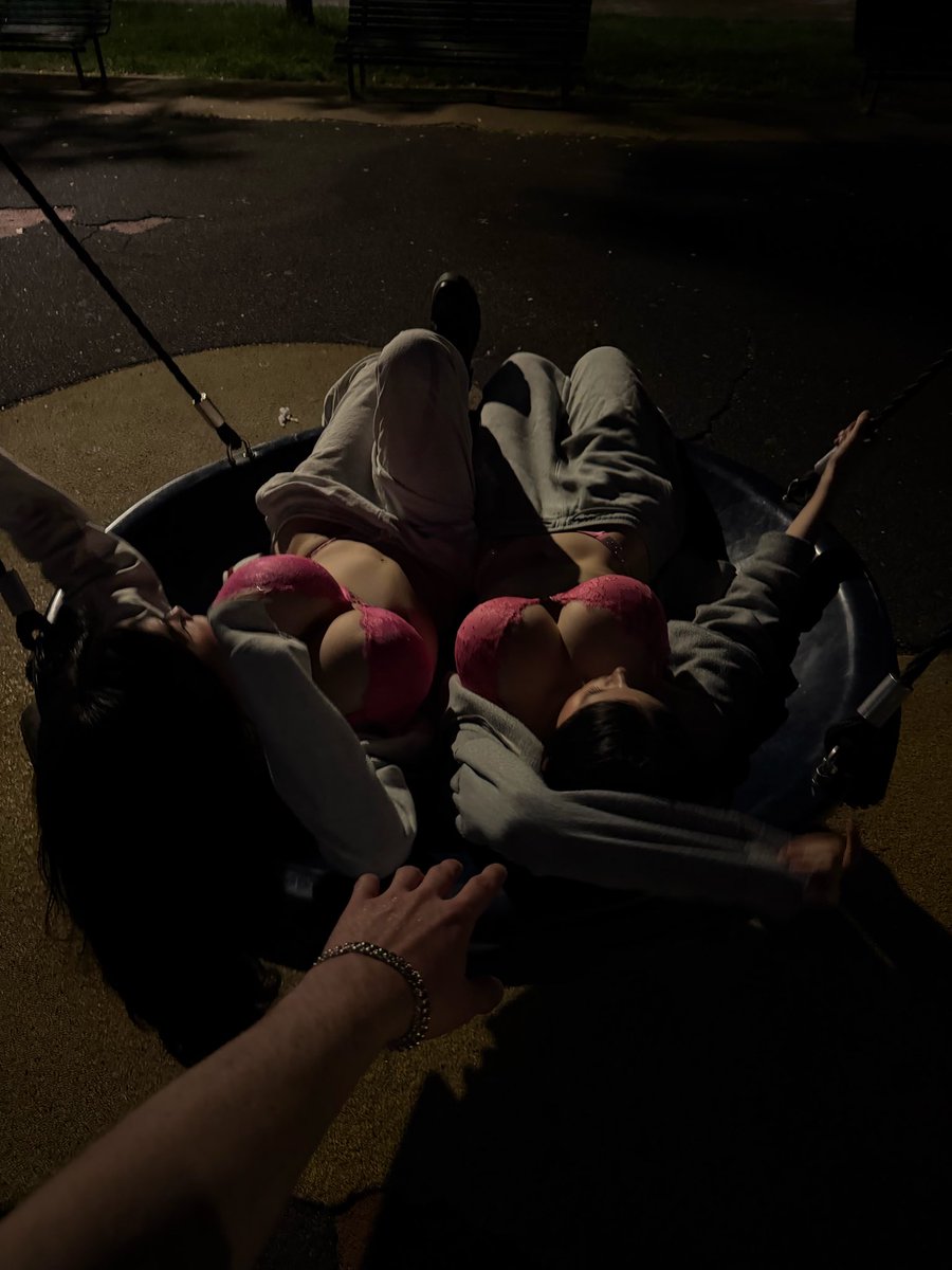 VismaraMartina's tweet photo. Our collaboration outside now in 30 minutes you know where🥰 https://t.co/wQ5CgL0K3H
