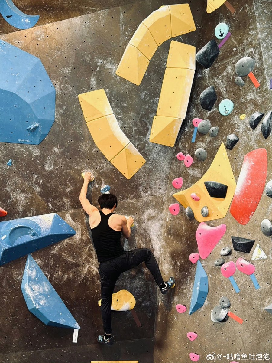 cosmx881347's tweet photo. [Tired of staying in your comfort zone This week, I’m diving into a new skill that scares me a little but excites me even more — growth starts with small, bold steps. Who’s joining my challenge ]， https://t.co/lIN6sGiTVx