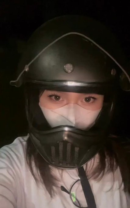 TalkToHub's tweet photo. 🧡cari mutual yang suka motoran n yapping random dijalan, karna naik mobil males macettttt🤟 https://t.co/henZ7ZBJmu