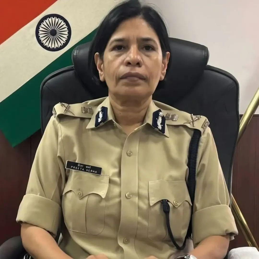 ajitminaa's tweet photo. 1991 बैच की वरिष्ठ IPS अधिकारी प्रीति मीना (वर्मा) जी को बिहार की पहली महिला पुलिस महानिदेशक (DGP) बनने पर हार्दिक बधाई एवं शुभकामनाएँ। नारी सशक्तिकरण की मिशाल प्रीति जी मूलत राजस्थान से है बिहार कैडर में IPS है #DGPBihar https://t.co/rdbnizU9sy