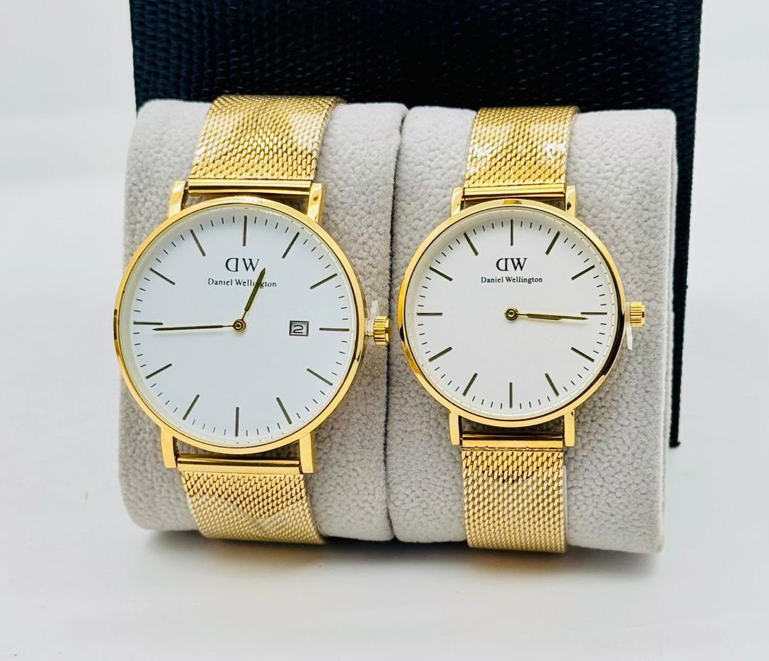 Fall_Optique's tweet photo. ✨ Le temps passe, le style reste. ⌚️

Offrez-vous l’élégance en duo avec ces montres Daniel Wellington au design raffiné et finition premium.

💛 Idéal pour les couples
🎁 Parfait comme cadeau
✨ Chic, sobre et élégant pour toutes les occasions

🏷️ : 22.000 XOF https://t.co/8TFVZJTUED
