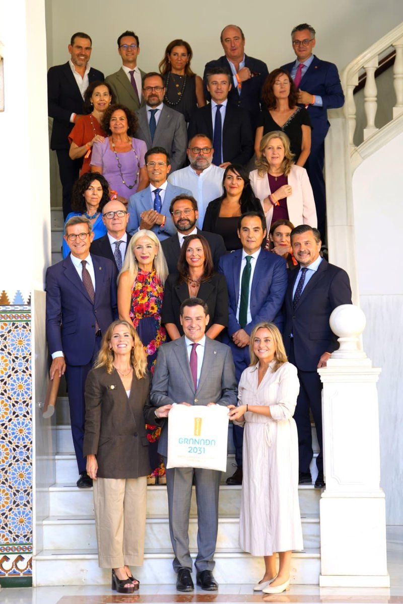 CanalUGR's tweet photo. 🏛️ Granada 2031 ya es un proyecto de toda Andalucía 

🤝 El @ParlamentoAnd aprueba por unanimidad la declaración de apoyo a la candidatura de Granada como Capital Europea de la Cultura 2031

#Granada2031 https://t.co/1UYx6zacgE