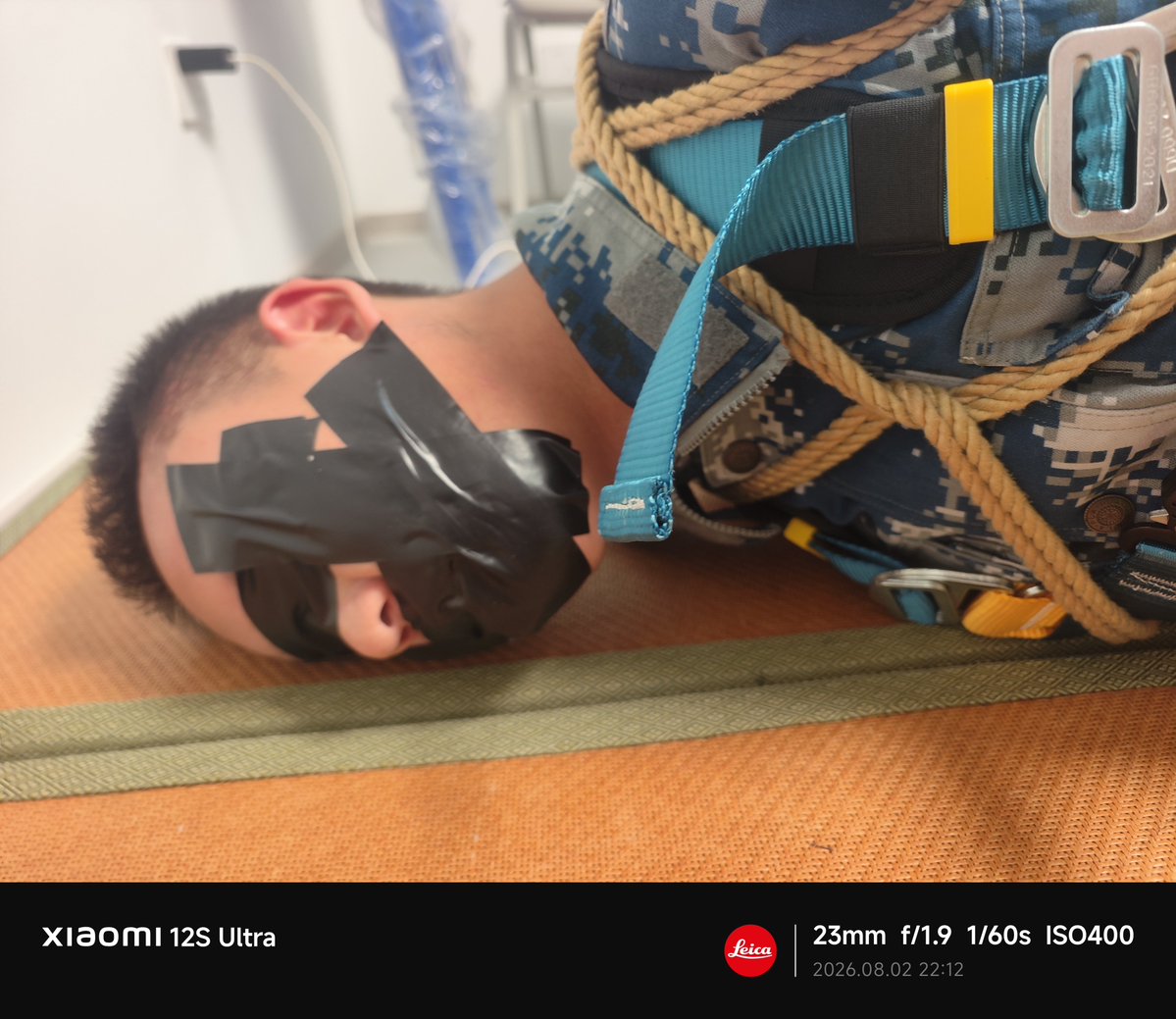 ZhangYiLine's tweet photo. 1000 Fan Benefits PT.2
 
 What's happened? Do you need help? https://t.co/pFAnfKIryb