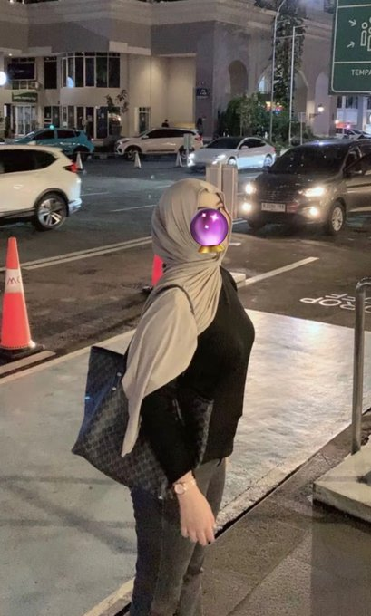 TalkToHub's tweet photo. F2x sekitaran JKT Craving Citylight night nanti malemm. Anyone free &amp; down to hang? Bisa talk hobi, life, apa aja. M/F fine, asal serius yaaa🥲 https://t.co/rdBtGL90hb