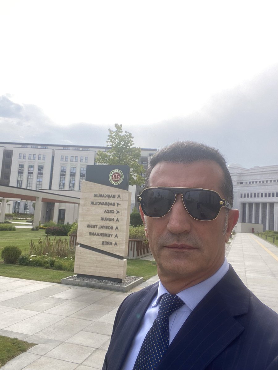 PkHuseyin's tweet photo. Bugün , Adaletin saltanatı için avukatlık görevim kapsamında Yargıtaydaydım. Özgürlük mücadelesi, savunmanın gücüyle taçlanır. Bu onurlu cübbe altında, adalet için verdiğimiz savaş asla bitmez. ⚖️⚔️🏛️ #HukukunÜstünlüğü #AdaletSaltanatı 
#DaimaSavunma
#Yargıtay 
#AnkaraBarosu https://t.co/mYszHb9JtN