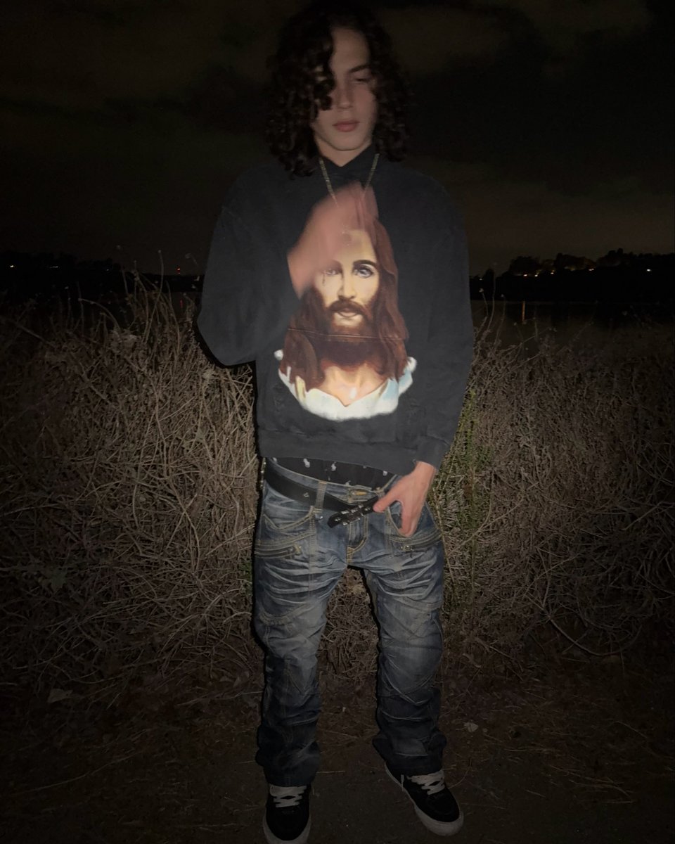 lukitosays's tweet photo. dirt https://t.co/aOqfXYvE81