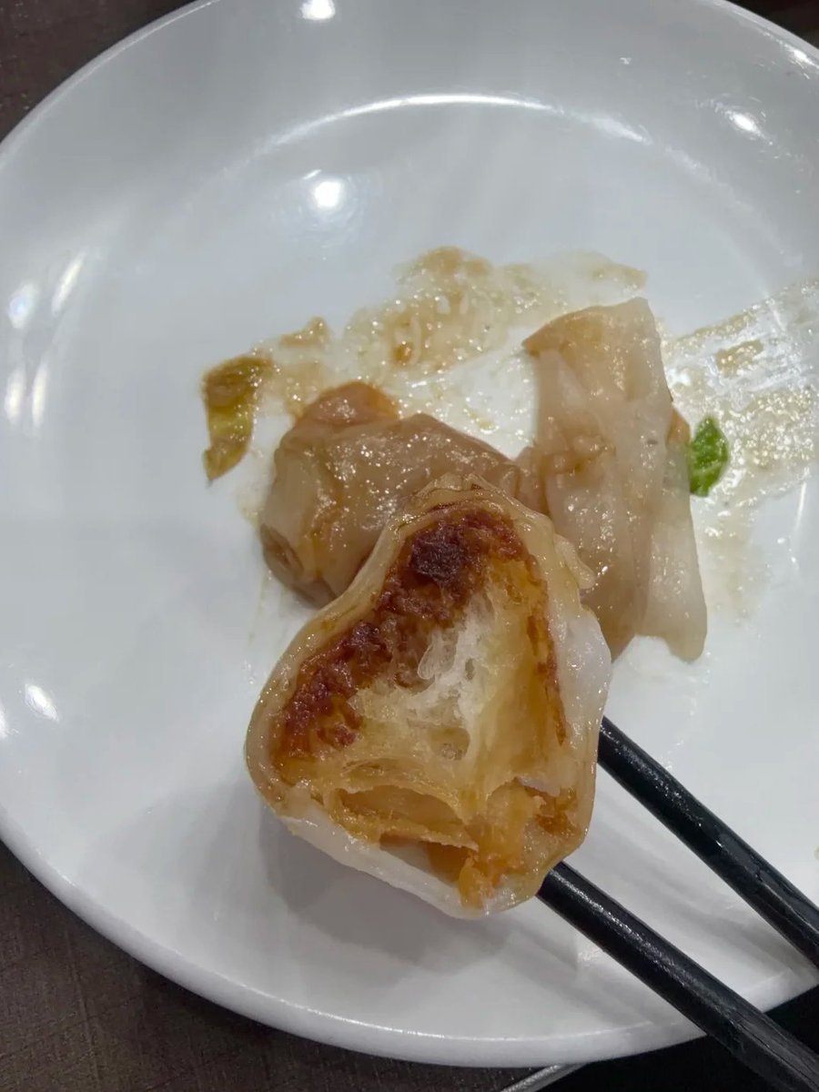 _claravance_'s tweet photo. I ordered the free-range chicken casserole with black truffle; the aroma of the truffle was wonderful, and it paired perfectly with rice. (I also forgot to take a picture.) https://t.co/k8MXZ3BAXN