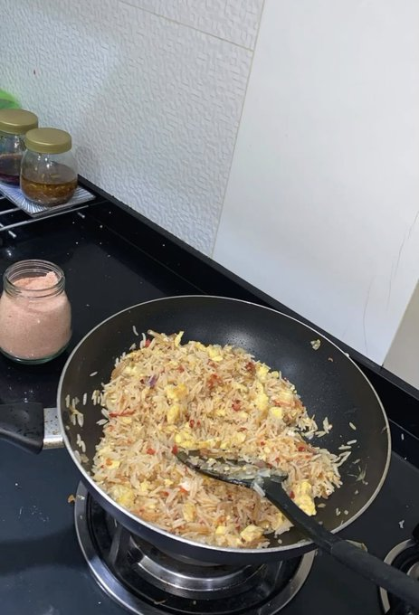 TalkToHub's tweet photo. 🧡ada yang mau coba masakan aku? walaupun basic ya siapa tau nanti bisa masakin kamu setiap hari☺️ 
F2X sekitaran JKT https://t.co/Ex4VVFQ5H6