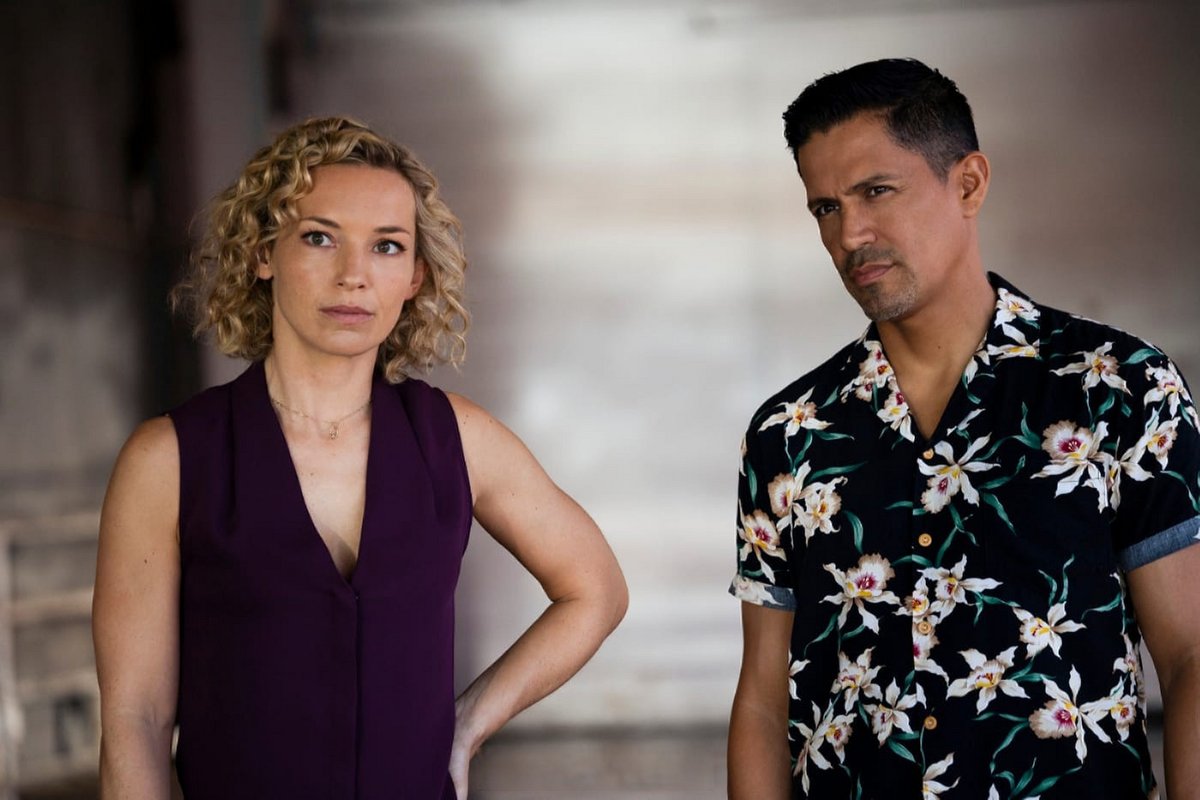 MarileeFal4q's tweet photo. Just binged the first three episodes of the new thriller Silent Shore—twists, tension, and that ending left me reeling!  Who else is watching https://t.co/9fxZSesQ7u