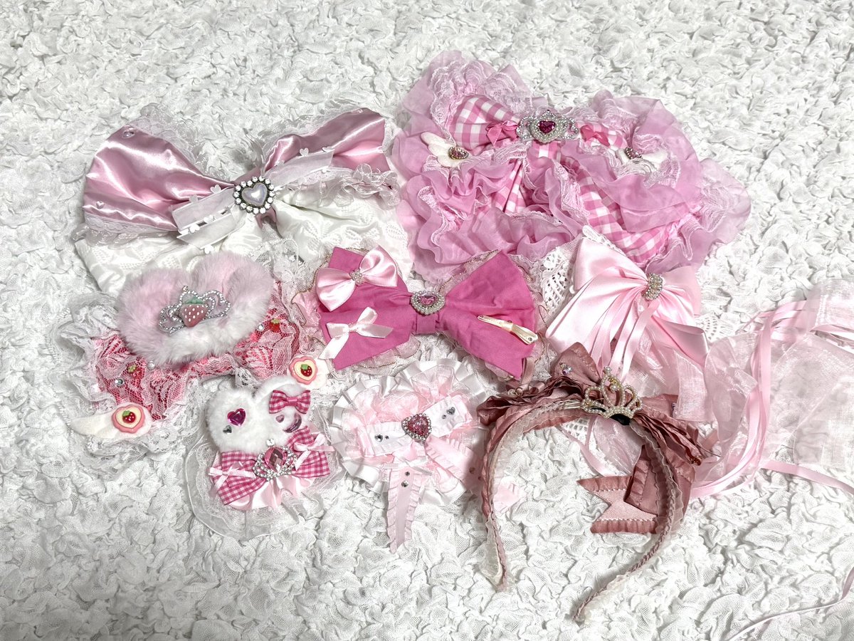 ekubo_nanakoro's tweet photo. iON!期間、ピンクのヘアアクセのプレゼントをしてくれたみんなありがとう🎀
えくぼの宝物になりました、これからもずっと大切にするねෆ https://t.co/3rix0Z4wQ0