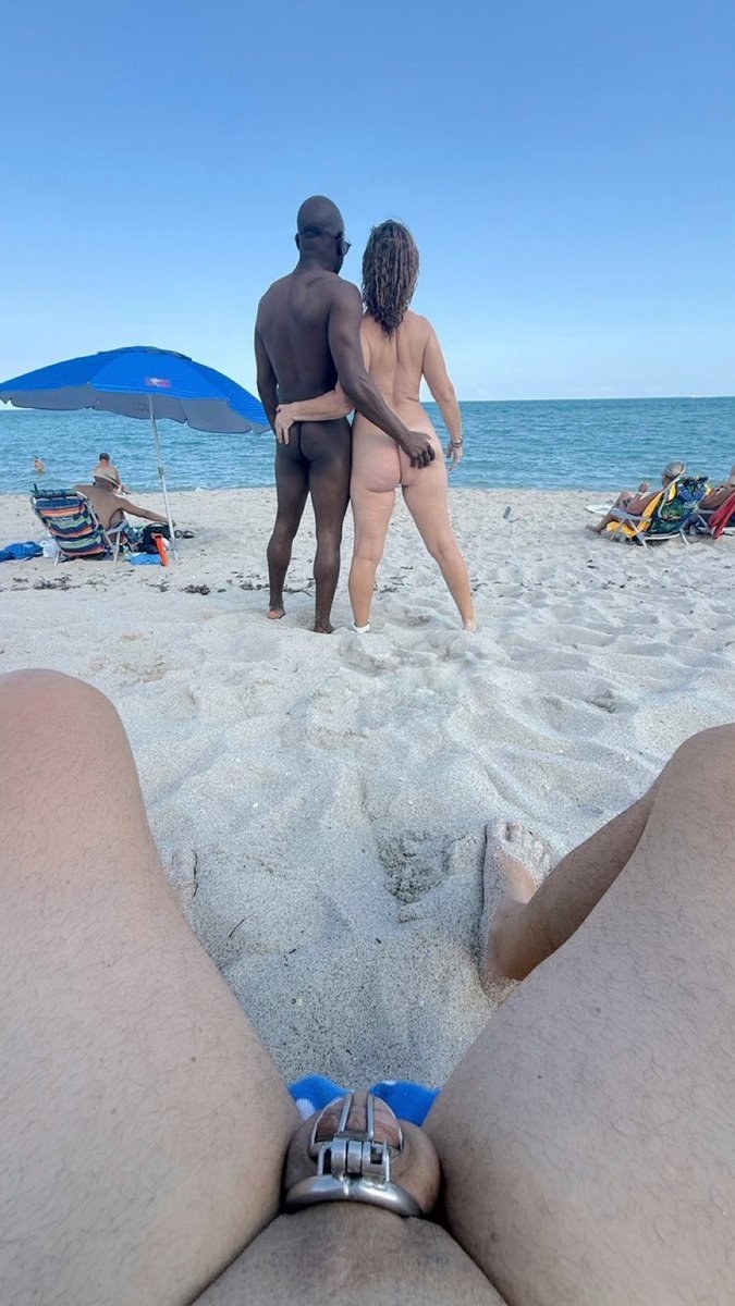 6BNWO's tweet photo. Your girlfriend is enjoying vactions 😂😈🍆♠️ https://t.co/HMljGTIgEI