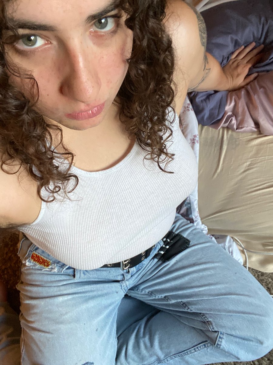 lilt4t's tweet photo. the girl. the furry rave she's djing at on friday. https://t.co/ENqAJoTXLg