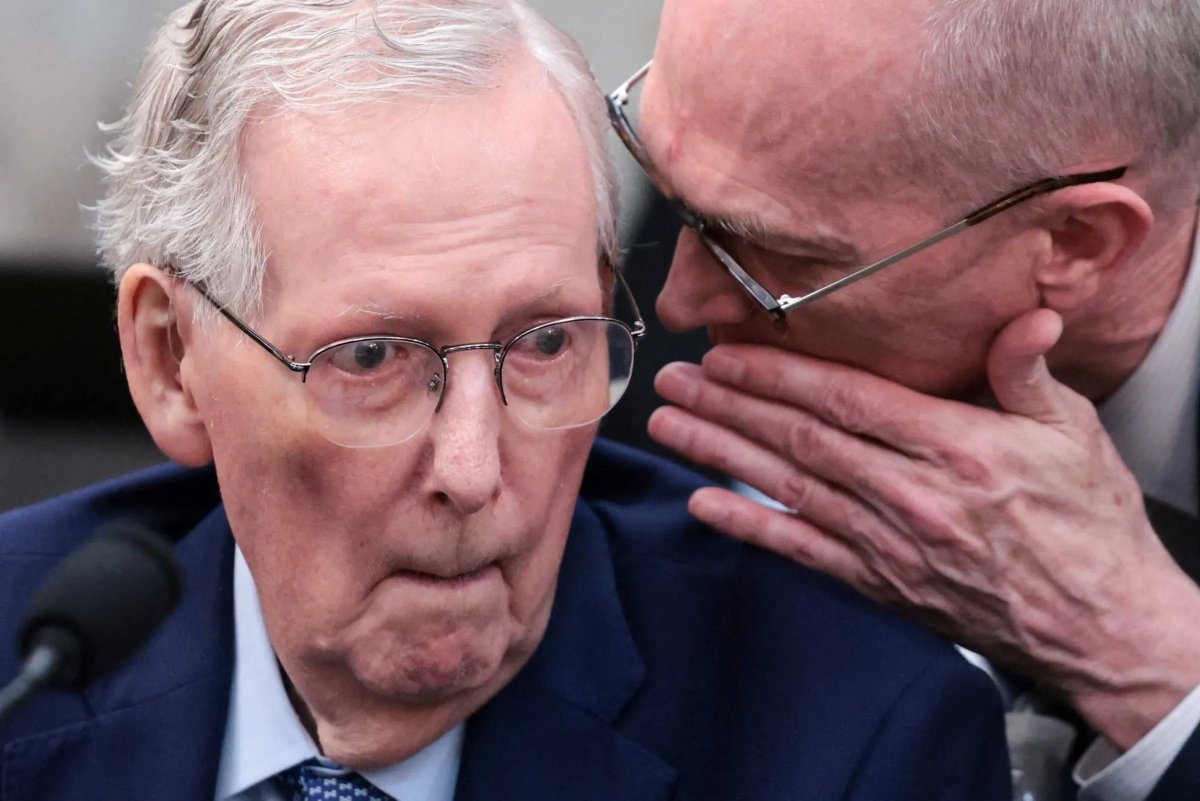 Mollyploofkins's tweet photo. A confused Mitch McConnell, 84, has to be told how to vote at today’s Senate Agriculture Committee meeting. (REUTERS/Jonathan Ernst) https://t.co/vj45HrY2w8