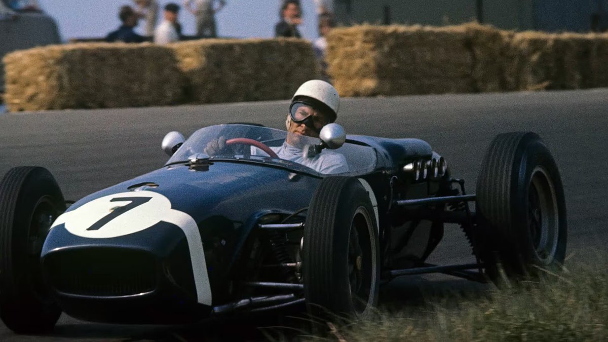 masaominakaoka's tweet photo. #happybirthday #StirlingMoss #SirStirlingMoss #F1 #F1jp 生きていれば、今年で97歳か。
史上21人いるイギ���ス人F1ウィナーの1人で、F1で7度のランキング3位以内を獲得してるF1通算16勝の無冠の帝王、サー・スターリング・モスが亡くなって今年で6年か。 https://t.co/woGLtEVfjA