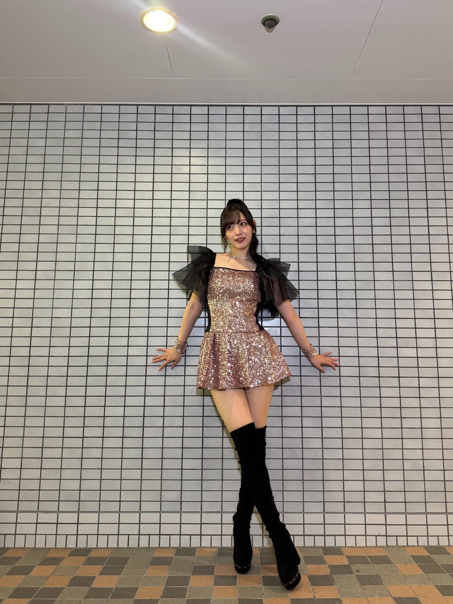 dopucolle's tweet photo. 鈴木愛理のブーツ姿
脚長 https://t.co/Nps81PtQMt