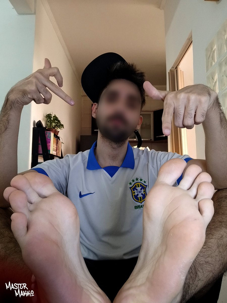 MasterMakko's tweet photo. 🇧🇷Acabei de chegar do treino, pés quentes e com cheirão, cadê as vadias que vou drenar essa noite

🇺🇸I just got back from training, my feet are warm and smell great, where are the girls I'm going to drain tonight?

#Drain #atm #feet #feetfetısh #feetworshi̇p https://t.co/FmizLXS4GX