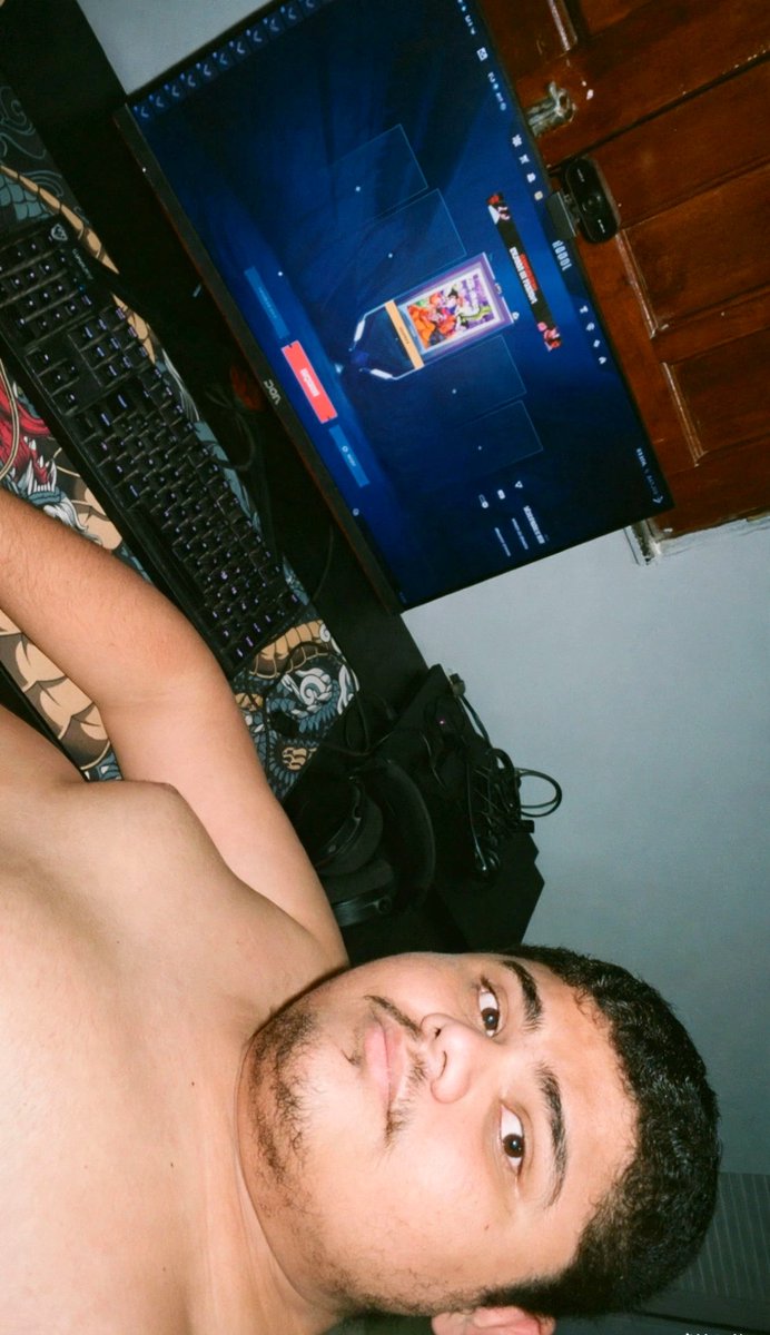oithigasx's tweet photo. Alguém pra me carregar no valorant? Jogo de sage, mas não sei fazer pixel de parede 😭🥺

#valorant https://t.co/hR7jWL4Krq